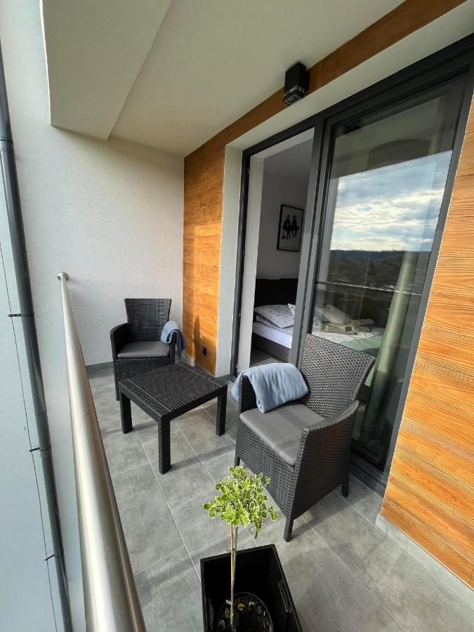 Apartament W Dolinie Sanu Lesko Exteriér fotografie